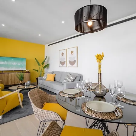Apartment Vivi Homes - Levi Pool, Garden, Gym &